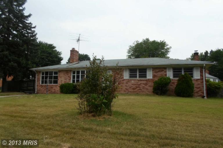 6108 Parkview Ln