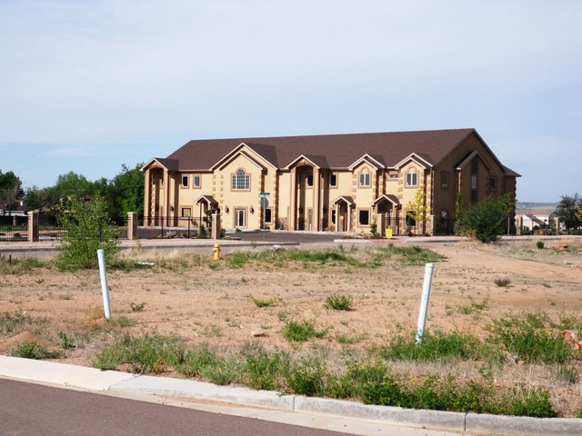 7156, 7160, 7164, 7168 Bracken Place
