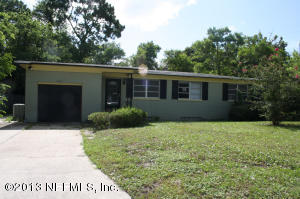 2903 Holly Point Dr