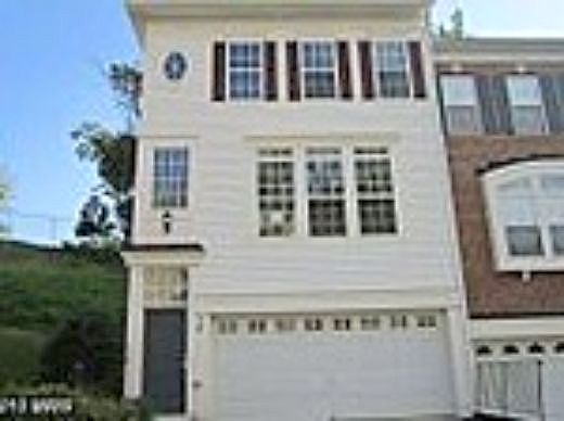 Fairhill Ln