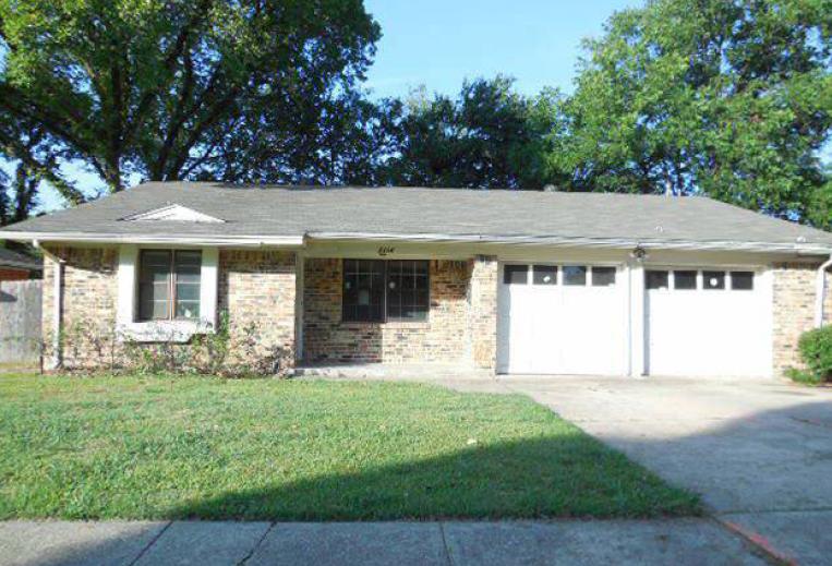 2114 Frances Dr