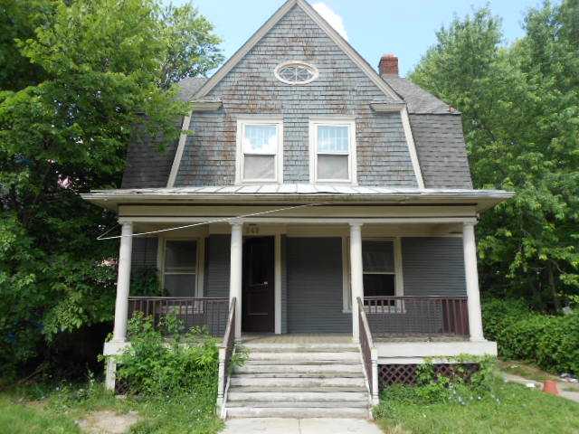 249 Fuller Ave Se