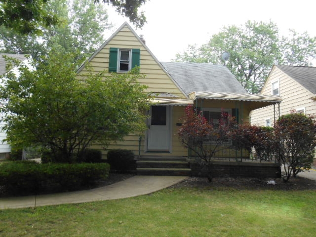 13711 Belleshire Ave