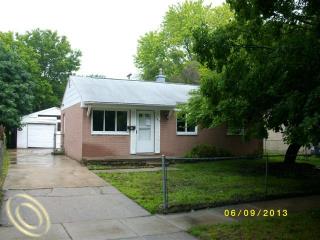 740 Eugene St