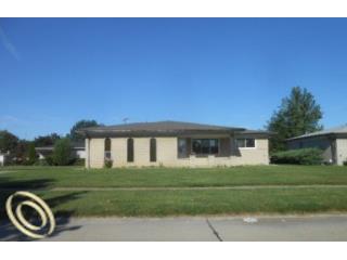 35215 Dunston Dr
