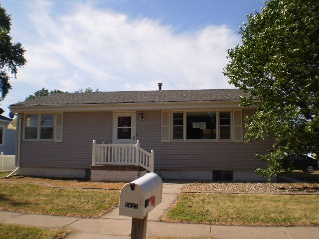 1627 Boyce St