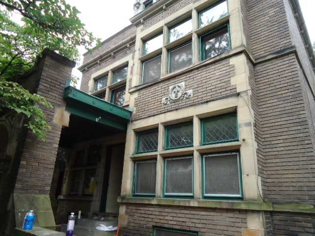 2407 Scottwood Ave