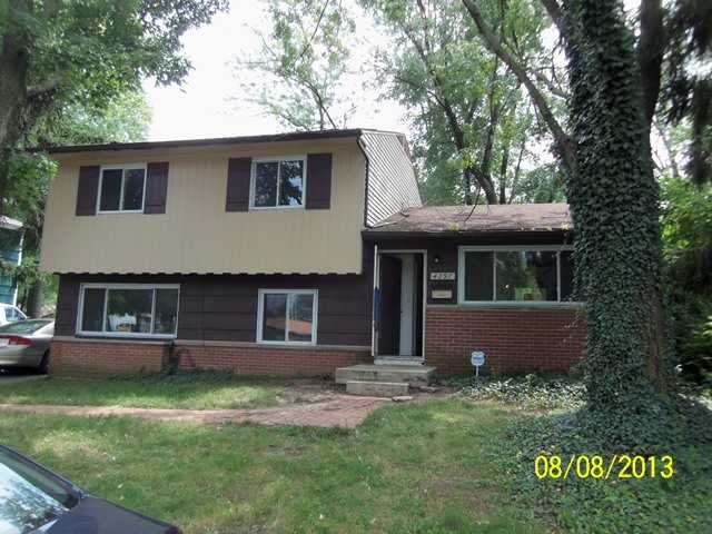 4297 E Livingston Ave