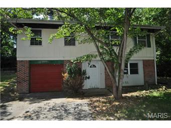 1006 Trianon Ln