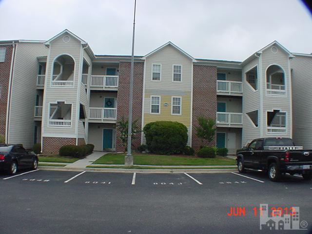 804 Bryce Ct Apt D
