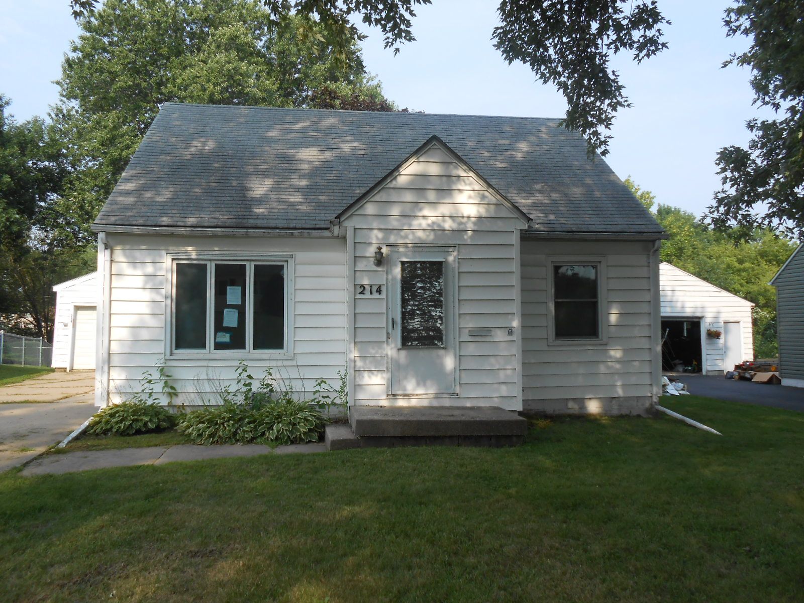 214 Auburn St