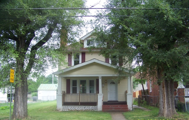 245 West St