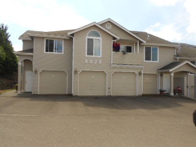 8828 Meridian Place NE Unit 101