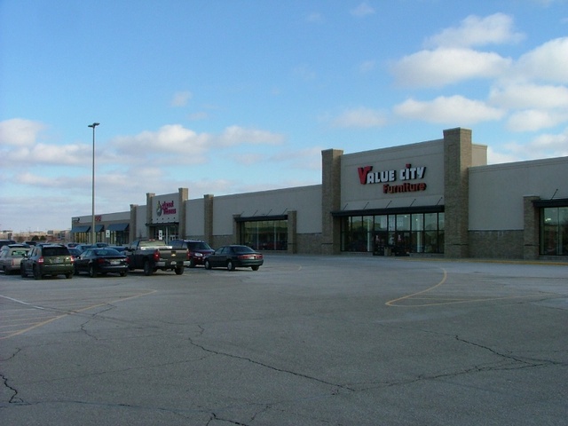 2437 E Main St