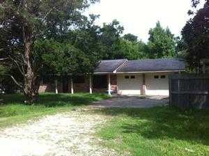 708 Hillebrandt Acres