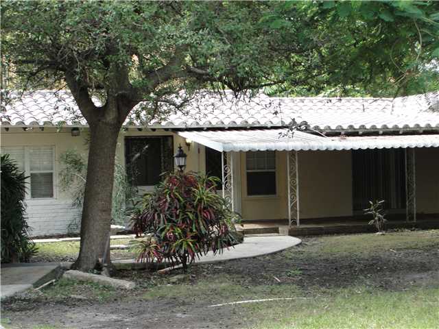 320 MENORES AV