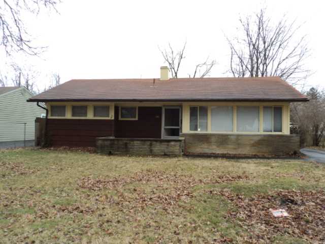 104 Lowell Rd