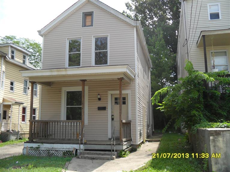 1634 Dewey Ave