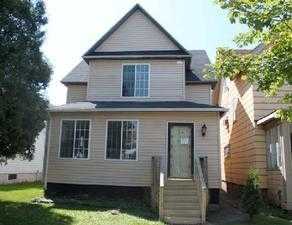 214 3rd St S