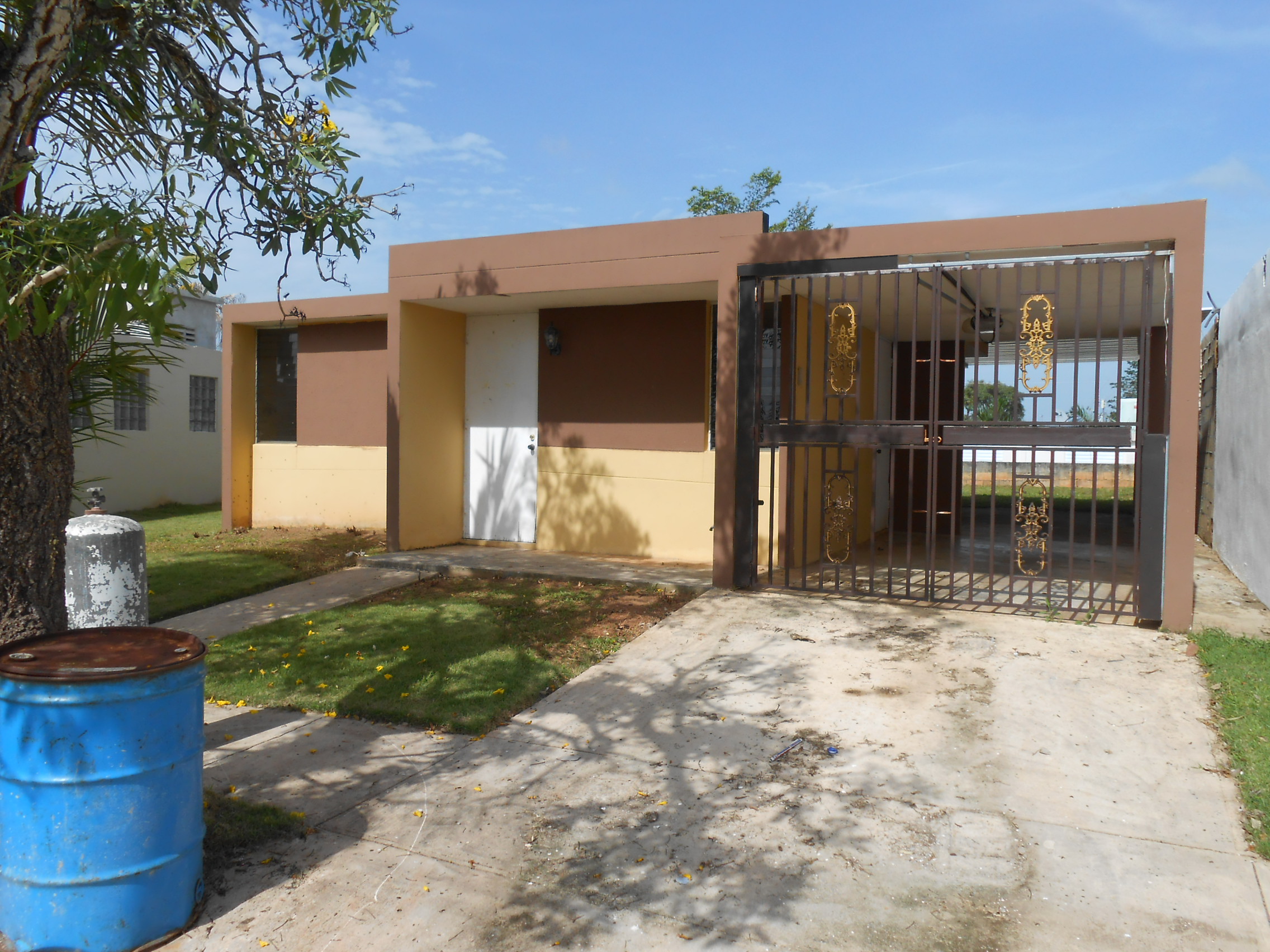 H-25 Cedro St Los Llanos