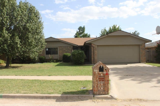 4507 NE Highlander Circle