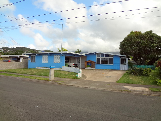 Kahili