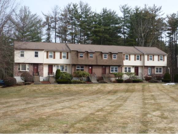 51 Stonegate Ln