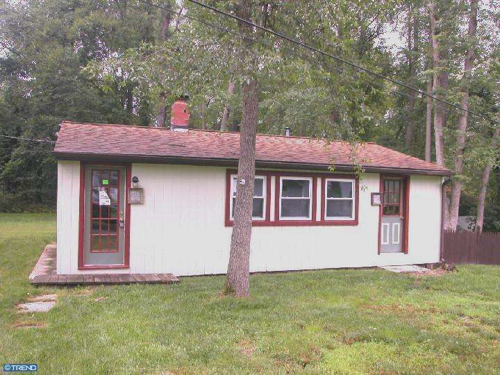 22 Dennis Ave