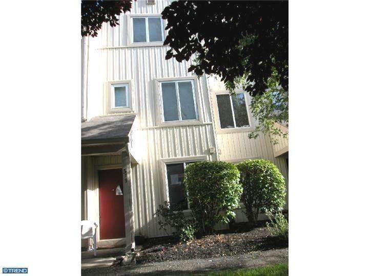 379 Woodlake Dr