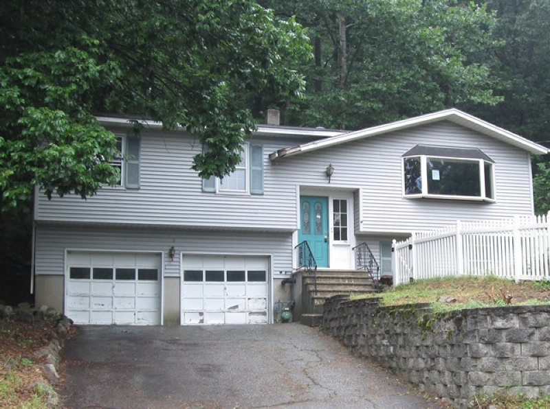 83 Cedar Rd