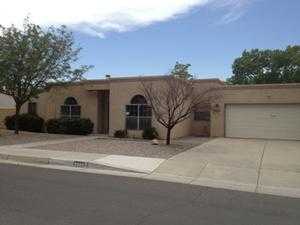 3605 Amber Dr Nw