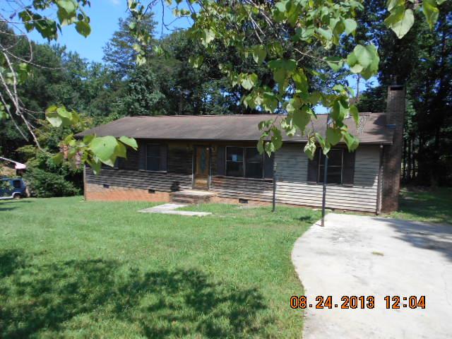 3001 Sharron Dr