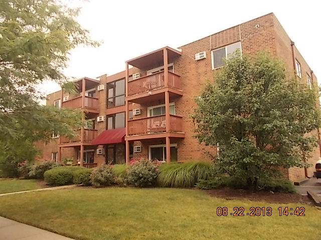 17528 71st Ave Apt 3a