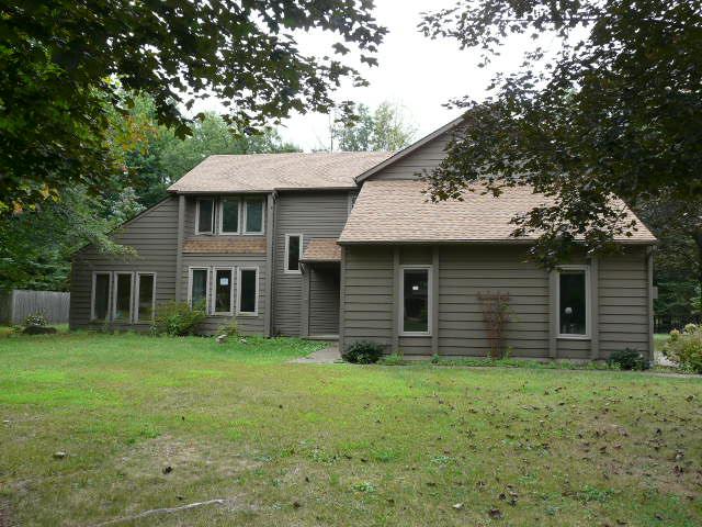 32297 Orchard Park Dr