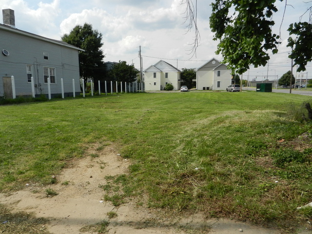514, 516, 517 & 521 E. Cherry St.