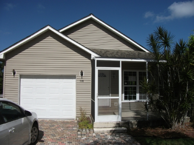 538 Leawood Cir