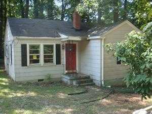 37 Essex Ct