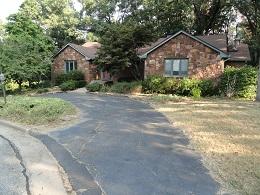 1201 Hilltop Ln