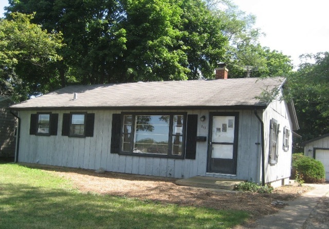 213 Walkup Ave
