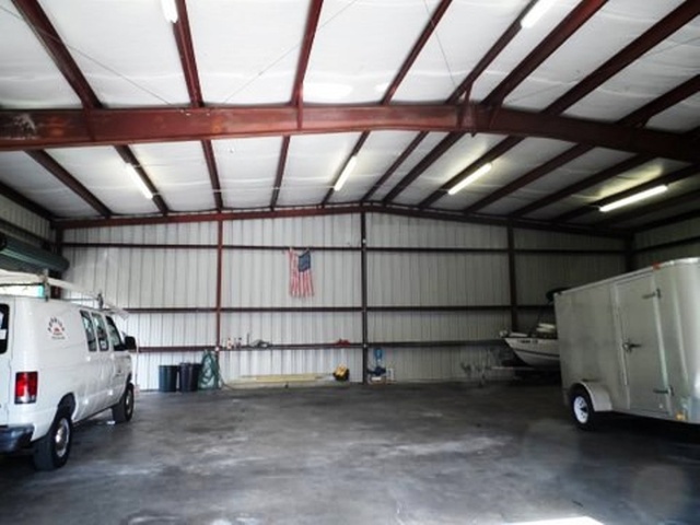 321 N Safford Ave