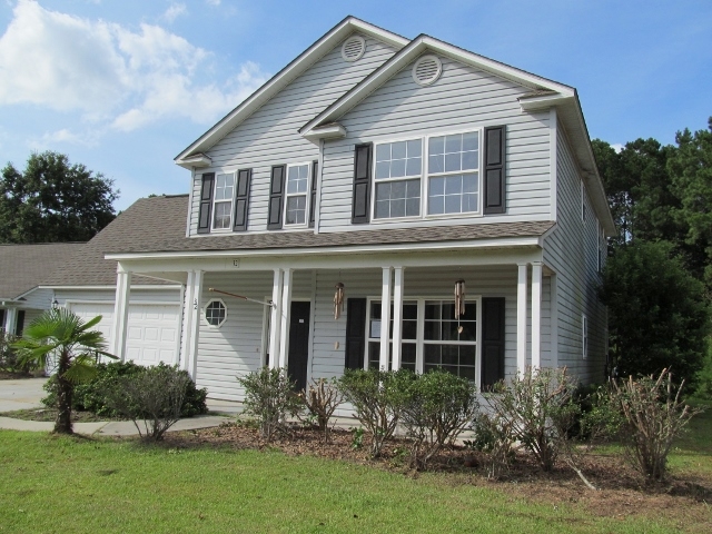 32 Bridgewater Dr