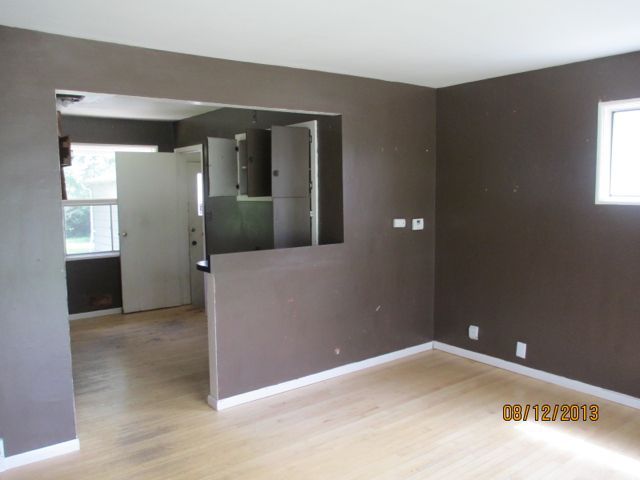 7130 N Navajo Ave