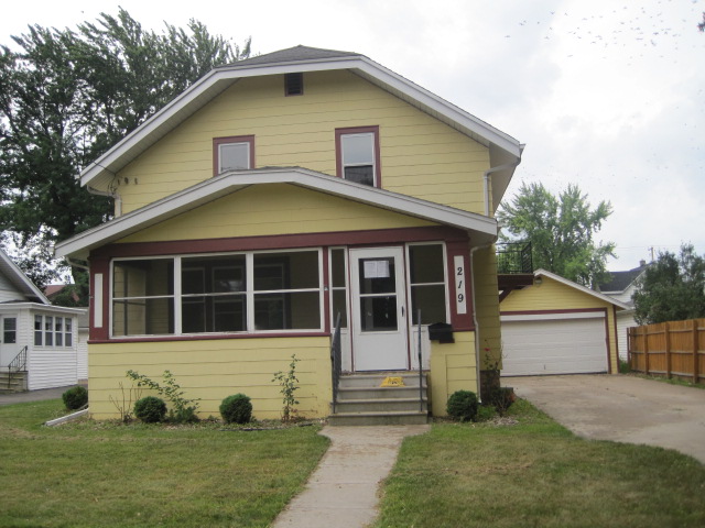 219 Brothers St