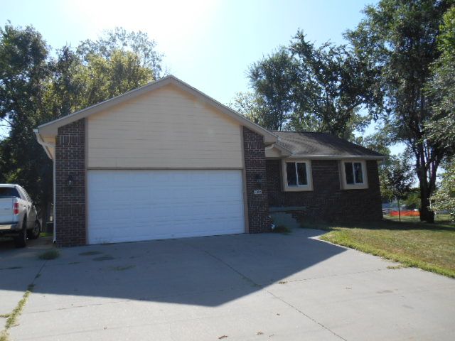 765 Parkwild Dr