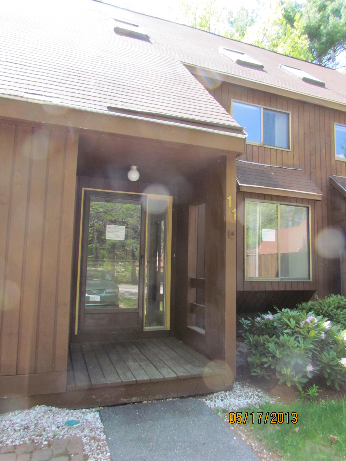 11 Victoria Dr