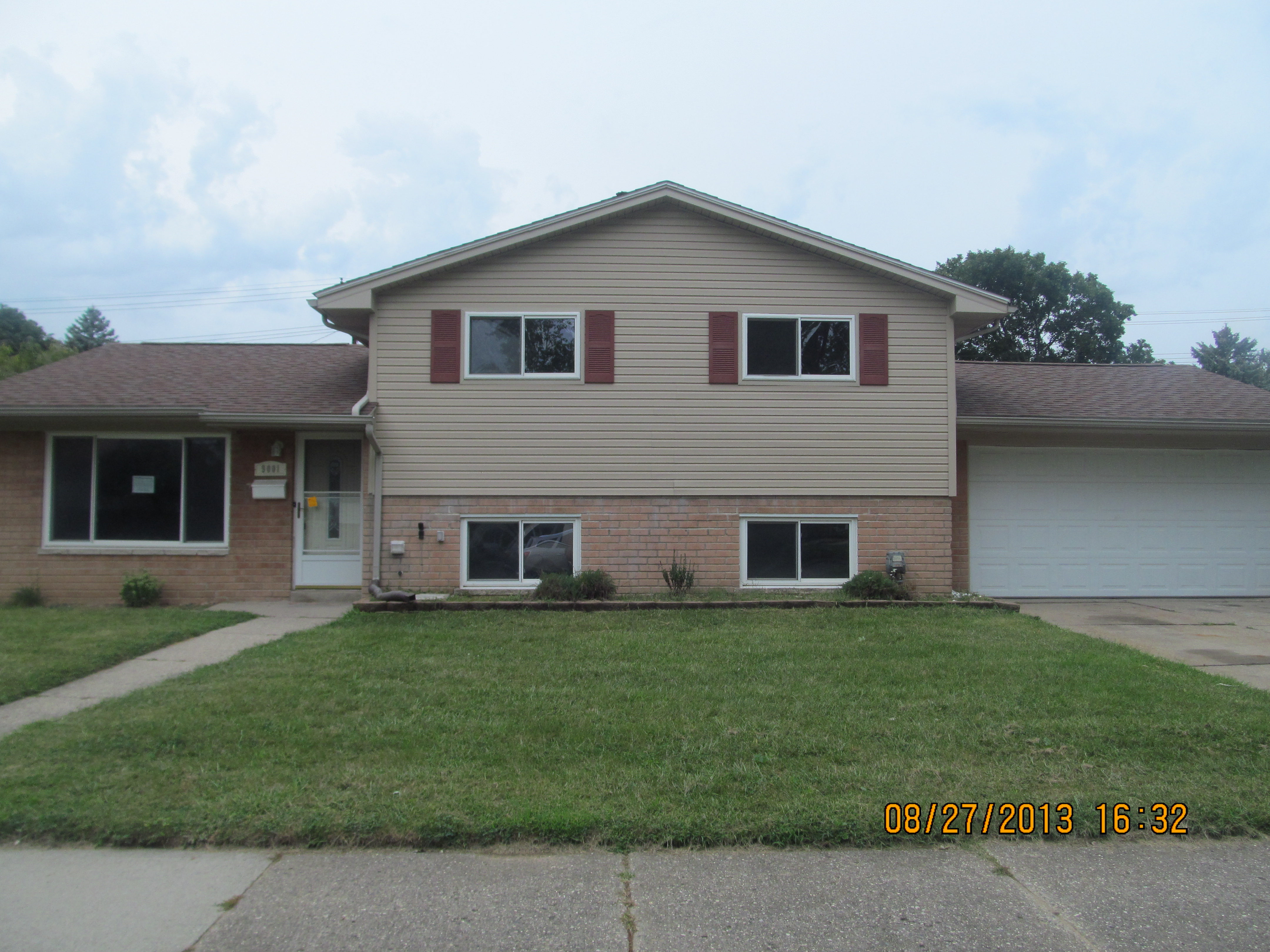 9001 Hensley Dr