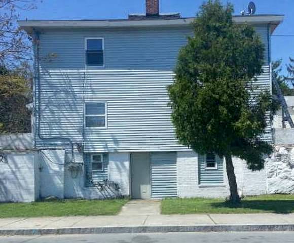 Reed St