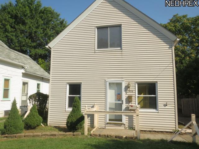 2904 Roanoke Ave