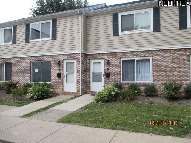 412 Pepper Tree Ln # 412