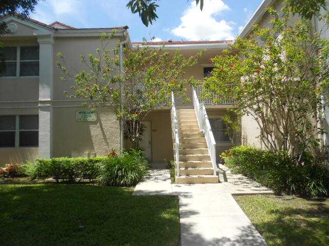 1226 Sw 113th Ter Apt 202